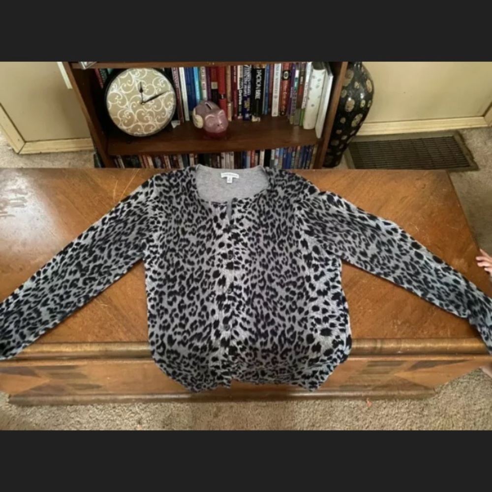 Croft And Barrow Sweater Medium